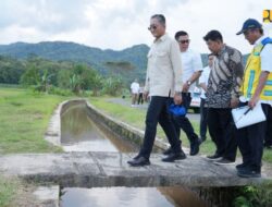 Dorong Pemerataan Air untuk Swasembada Pangan,Menteri Dody Tinjau Daerah Irigasi Kalibawang