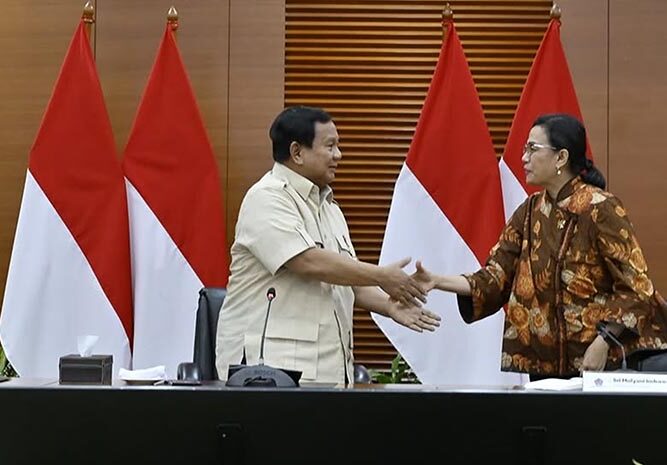 Presiden Prabowo Subianto dan Menteri Keuangan Sri Mulyani Indrawati.
