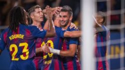 Ferran Torres (kedua kanan) merayakan gol dengan rekan setimnya saat pertandingan Liga Spanyol 2025/26 antara Barcelona vs Getafe di Estadi Johan Cruyff pada Senin (22/9/2025).