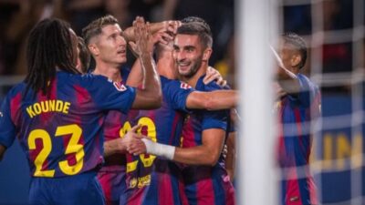 Ferran Torres (kedua kanan) merayakan gol dengan rekan setimnya saat pertandingan Liga Spanyol 2025/26 antara Barcelona vs Getafe di Estadi Johan Cruyff pada Senin (22/9/2025).