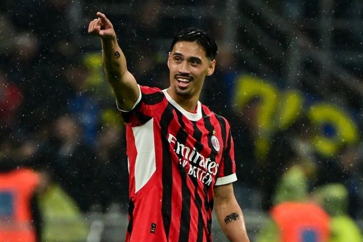 Tijani Reijnders saat masih berseragam AC Milan
