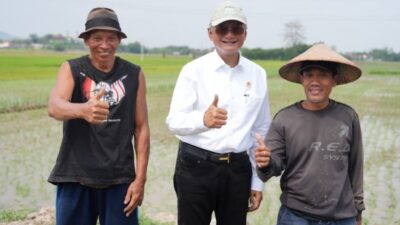 Menteri PU Dody Hanggodo (tengah).