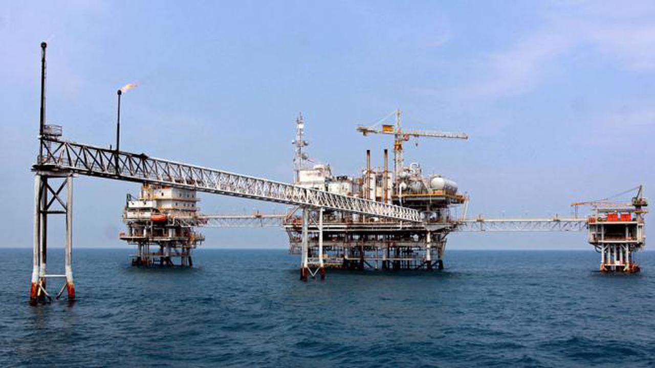 Fasilitas lepas pantai PT Pertamina Hulu Energi (PHE)