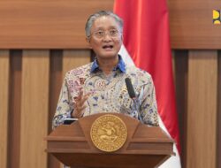 Hadiri Dies Natalis Unair, Menteri PU: Kebijakan Pembangunan Infrastruktur Nasional yang Berpijak pada Asta Cita