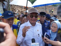Menteri PU Tinjau Lokasi Longsor Banjarnegara untuk Penanganan Darurat