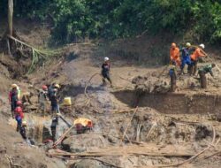 Tujuh Meninggal dan Ratusan Hilang Akibat Banjir-Longsor di Bandung Barat