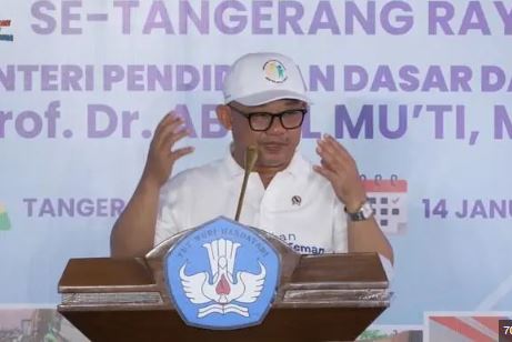 Menteri Pendidikan Dasar dan Menengah (Mendikdasmen) Abdul Mu'ti dalam kegiatan Peresmian Revitalisasi Satuan Pendidikan se-Tangerang Raya di SD Ruhama Labschool UHAMKA, Kota Tangerang Selatan, Provinsi Banten pada Rabu (14/1/2026)